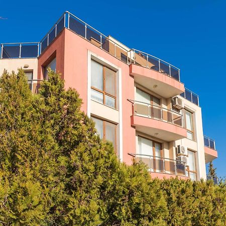 Fantasy Apartments Saint Constantine And Helena Resort Святые Константин и Елена Экстерьер фото