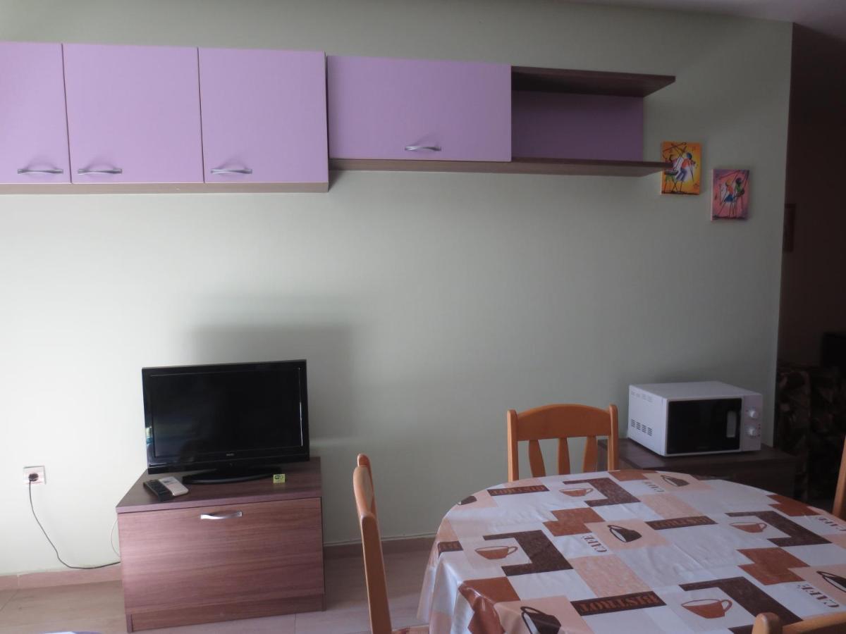 Fantasy Apartments Saint Constantine And Helena Resort Святые Константин и Елена Экстерьер фото