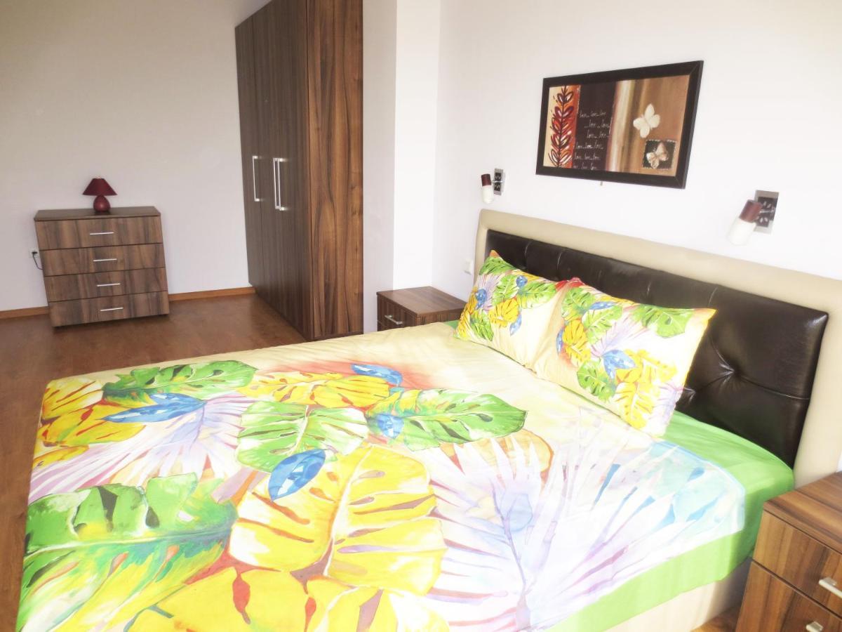 Fantasy Apartments Saint Constantine And Helena Resort Святые Константин и Елена Экстерьер фото