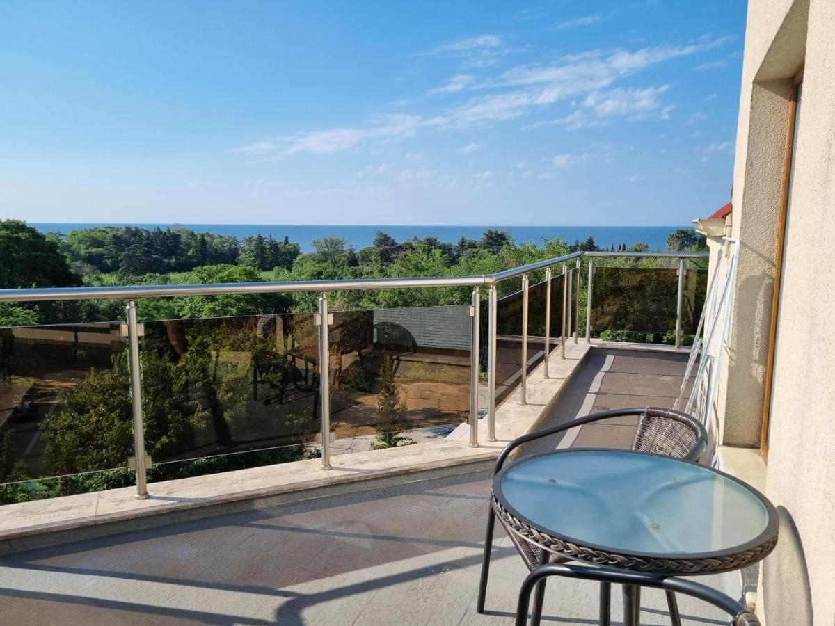 Fantasy Apartments Saint Constantine And Helena Resort Святые Константин и Елена Экстерьер фото